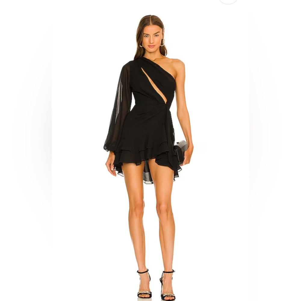 Black mini dress💕